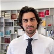 Insegnante esperto di fiscalità, laureato in Economia, offre corsi online e in presenza a Roma per studenti e professionisti.