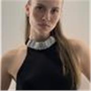 Engagierte Spanisch-Studentin gibt motivierenden Unterricht für alle Schulklassen 