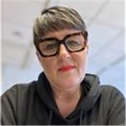 Sono laureata come interprete di trattativa in inglese e tedesco e sto conseguendo la laurea magistrale in LM37 per l’inglese