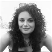 Sei alla ricerca di un insegnante di graphic design o UX design? Contattami!