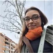 Profesora de primaria para los niños más pequeños