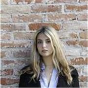 Studentessa madrelingua italiana per stranieri