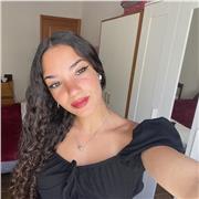 studentessa all’ultimo anno di Biologia e diplomata al liceo scientifico. Offro aiuto compiti