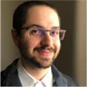 Tutor, laureato in storia impartisce lezioni online di storia