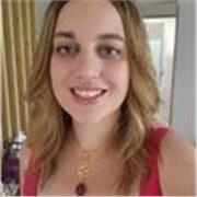 Professeure particulière de français avec une formation master de lettres modernes et khâgne/hypokhâgne AL.