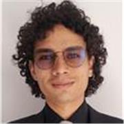 Docente con maestría en proceso de tesis de Filosofía y Letras