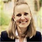 Ich bin eine Pesonalerin und Quereinsteigerin aber mit viel Herz und Menschenkenntnis.