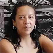 Abogada postulante, impartiendo clases de derecho de manera online