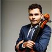 Lezioni di violoncello per tutte le età e tutti i livelli, dai primi approcci alla musica alla preparazione professionale