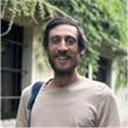 Dottore di ricerca in filosofia alla Scuola Normale di Pisa, con esperienza didattica di storia e filosofia sia al liceo sia in un