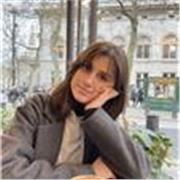 studentessa di filosofia all’università di bologna al secondo anno