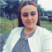 Soy licenciada en pedagogía infantil, con la capacidad de atender niños y jóvenes de primero de primaria a noveno de secundaria