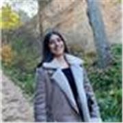 Estudiante que puede impartir clases de matemáticas básicas, lengua y literatura, latín, inglés básico y valenciano