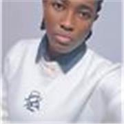 Hablo español, un poco inglés y francés nativa puede dar clases de francés y matemáticas 
Estoy en un curso de máster en ingenierí