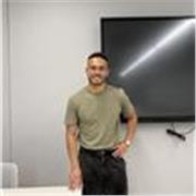 Maestro de Educación Primaria con mención en Educación Física y Máster en Psicología Educativa. Quiero enseñar a niños deportistas