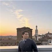 Laureato LUISS con certificazione C2.2 offre lezioni di inglese personalizzate | Dalla grammatica alla conversazione.