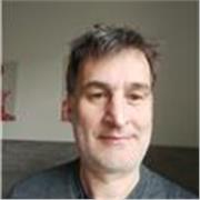 Propose cours et accompagnement en français depuis l'école élémentaire jusqu'au lycée