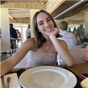 Profesora de mates, lengua que da clase particular a niños de la ESO