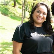 Formada em pedagogia, interesse em aulas para séries iniciais