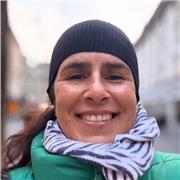 Business and English Education Consultant - customised and planned lessons !