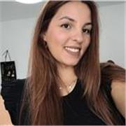 Profesora de niños/as y adultos en diferentes niveles