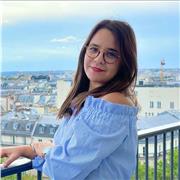 Ingénieur en informatique avec 6 ans d’expérience propose des cours personnalisés pour débutants et seniors en ligne.