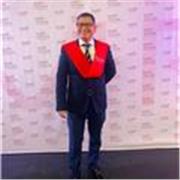 Un Ingeniero que emigró, capaz de afrontar retos y en busca de sobresalir con excelencia