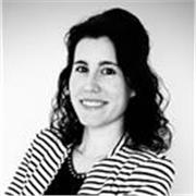 Profesora de primaria apta para todas las edades y niveles