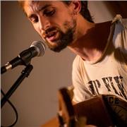 Musicoterapia | Clases de música | Guitarra | Bajo | Canto | Percusión | Producción musical