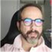 Profesional con mucha experiencia y conocimiento en utilizar esta herramienta, imparte clases de PowerPoint a alumnos de todas las edades, desde estudiantes a profesionales de todas las edades