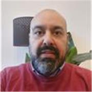 Laureato alla Magistrale in Ingegneria Ambientale, insegno Matematica, Geometria, Fisica, Chimica, Materie scientifiche, Excel