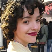 Profesora de refuerzo de inglés en Pamplona para primaria