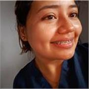 Profesor de apoyo escolar en clases personalizadas para niños de forma online