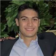 Studente universitario offre competenza, serietà e precisione. Possibilità di avere ripetizioni in diverse materie