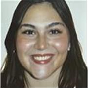 Estudiante con experiencia en prácticas, interesada en el trabajo con niños, ofreciendo apoyo escolar y actividades educativas ada