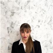 Buongiorno, sono una ragazza laureata in lingue e civiltà orientali, sono disponibile sia per la lingua coreana sia inglese