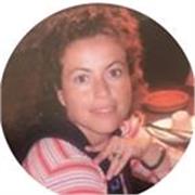 Psicopedagoga, especialista en problemas de aprendizaje infantil e inteligencia emocional. Con un doctorado en cognición 