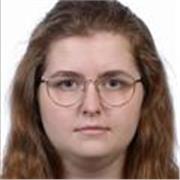Studentka Anglistyki płynnie posługująca się językiem angielskim z chęcią uczenia, cierpliwa i przyjaźnie nastawiona do ucznia