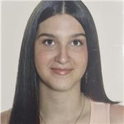 Estudiante de Educación Primaria en la UAB. A niñ@s de primaria