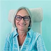 I inspire and motivate students to discover their own unique approach to studying and work with them to stay on track.