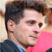 Je peux enseigner des cours de français, de grammaire, d’orthographe ( dictées par exemple) conjugaison etc…