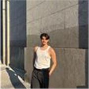 Profesor de matemáticas, física o química, imparte clases a niños de la ESO o bachillerato