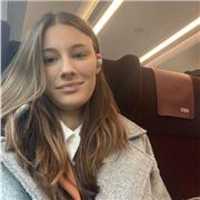 Hello! Hai bisogno di aiuto con il parlato inglese o vuoi semplicemente migliorare? Ti posso aiutare io!