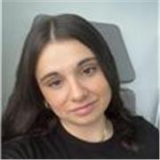 Profesora especializada en lengua castellana y literatura para todas las edades.