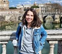 Insegnante di italiano offre lezioni di italiano (grammatica e/o letteratura) a studenti e studentesse di scuole superiori, medie ed elementari