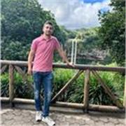 Soy una persona asertiva con ganas de ayudar a nuevos alumnos que quieran especializarse en Derecho o cualquier otra materia relacionada.