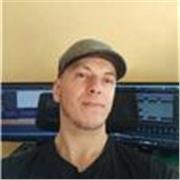 Professeur de basse pour éléve débutant ou appréhender le studio et le live
