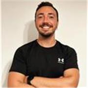 Personal Trainer specializzato in functional e holistic training per tonificazione, dimagrimento e benessere generale.