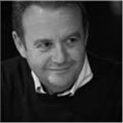 Hola, soy Pablo y mi objetivo es que dejes de tener miedo al hablar español. 
 