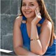 Soy una persona paciente, entusiasta y comprometida con ayudar a cada estudiante a disfrutar del proceso de aprender español